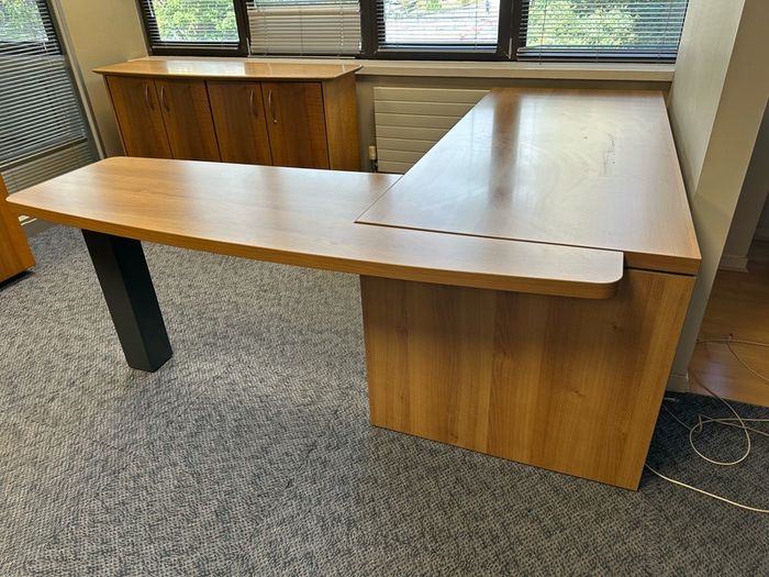 Office Desk