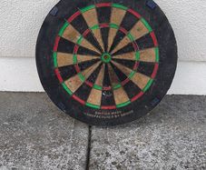 Londoner Wall Mounted Dart Board