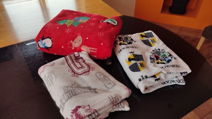 3 x Fleece Blankets Festive Christmas Harry Potter Hogwarts
