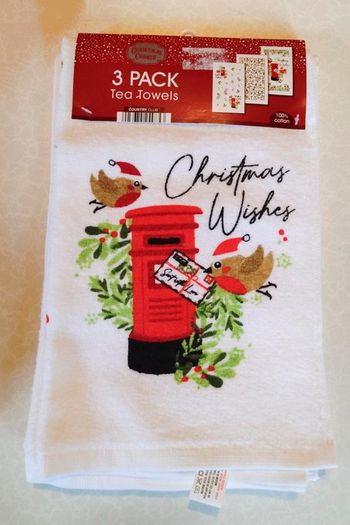 Pack Of 3 Festive Tea Towels (new).