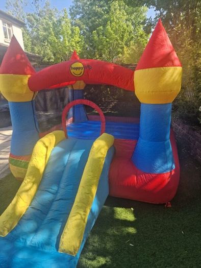 bouncy