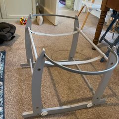 Bassinet Stand
