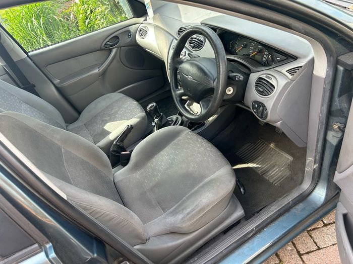 2002 Ford Focus 1.6 petrol