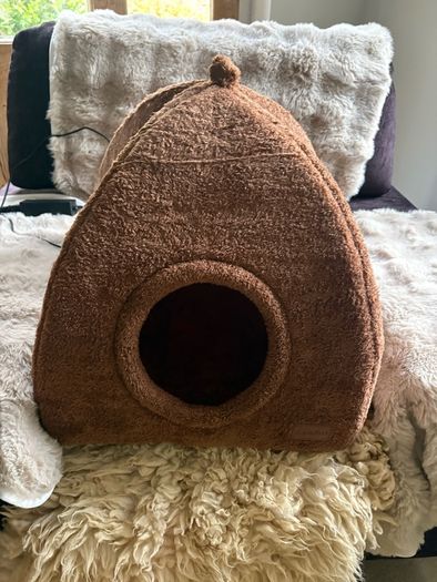 Soft Cat Igloo Bed