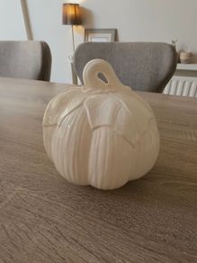 Ceramic pumpkin