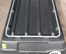Large car roof box