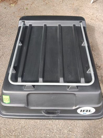 Large car roof box