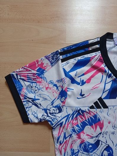 Japan FA Concept Jersey ((Immaculate Size UK S Fully Authentic Jersey))