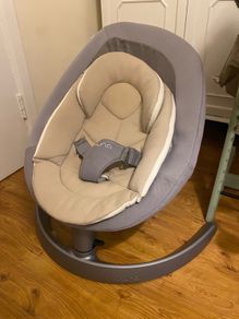 Nuna LEAF Grow Baby Seat Rocker in Grey