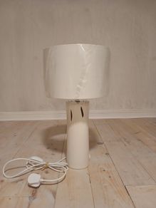 Belleek Living Lamp