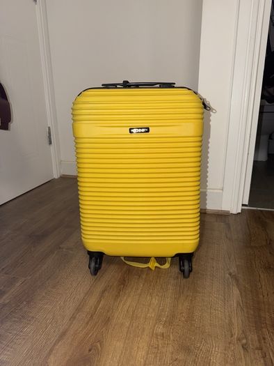 Ochnik suitcase