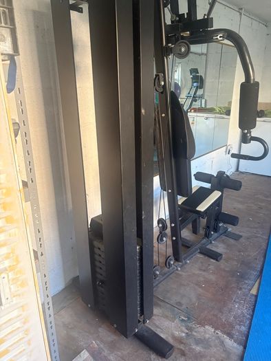 weightlifting/strengthlifting machine