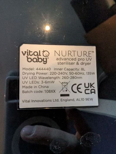 UV bottle sterilizer