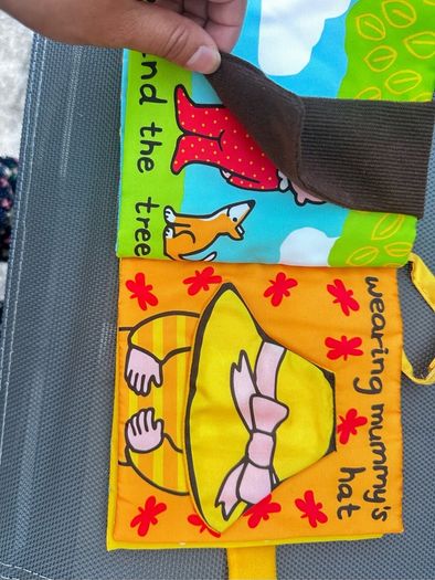 jollybaby soft book Brand New Hide Seek