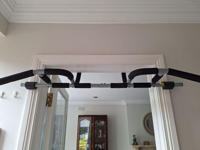 Pull-up bar