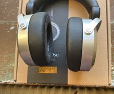 HIFIMAN HE400se Planar Magnetic Headphones