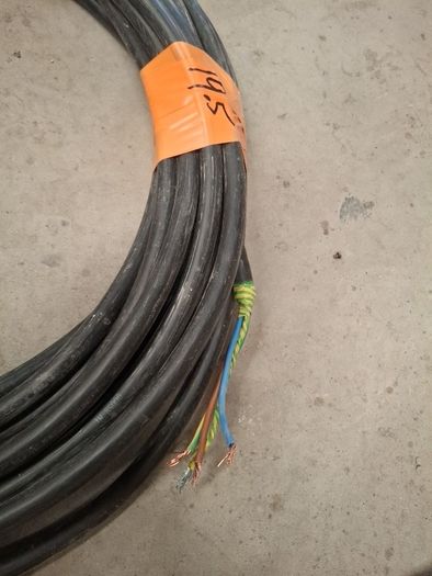 6 square 3 core steel armored cable SWA 19.5M