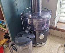 Nutri Bullet juicer