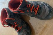 Kids hiking shoes