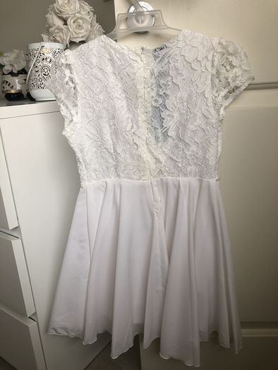 New lovely dress 6-8 years old