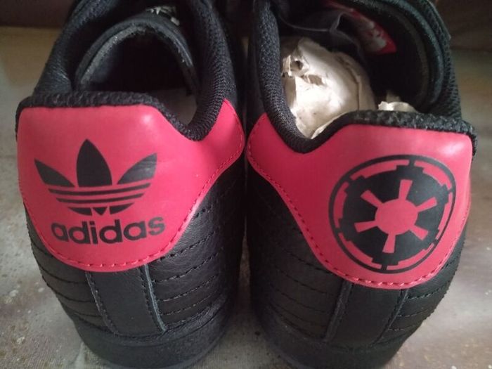 Adidas Superstar Star Wars Darth Vader Trainers Very Very Rare New Boxed