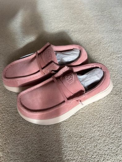 New pink shoes - Dude