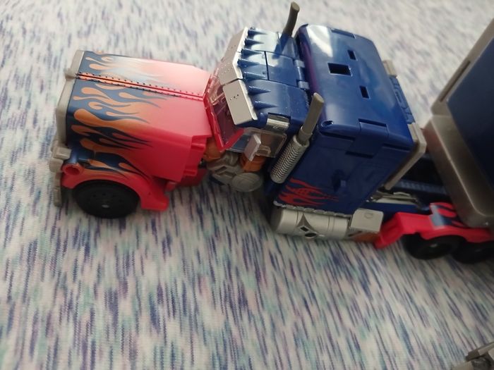 Transformer Optimus