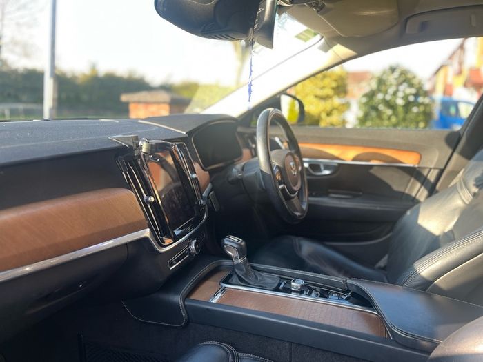 2017 Volvo V90 D4 Automatic 190bhp Inscription