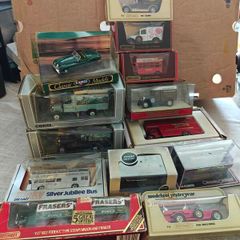 Job Lot of 13 Various Models - Various scales