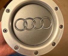 Audi centre caps x 2 brand new 8D0 601 165 K TT SLine A4