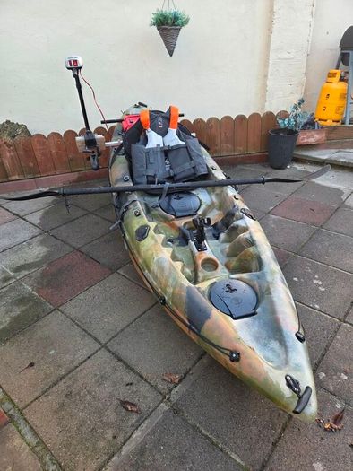 kayak, Motor and a lot more
