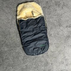 Fellhof sheepskin pram foot muff