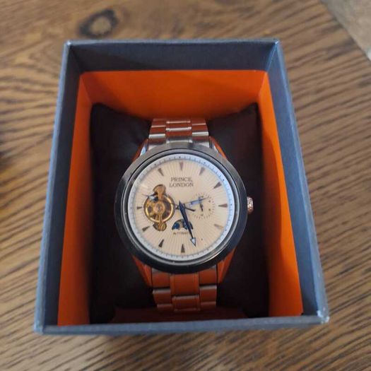 Prince London Automatic watch - exhibition case