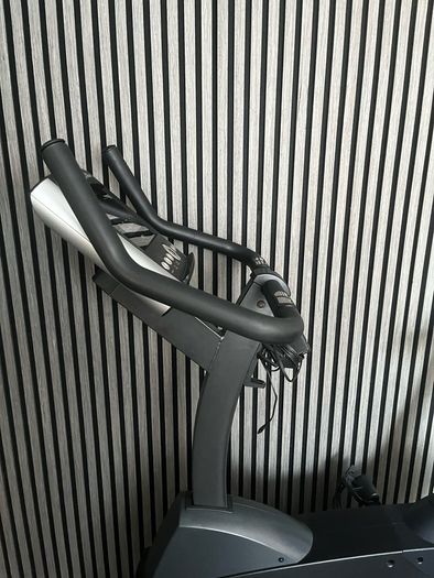 life fitness c1 exercise bike