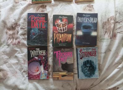 Point horror books Vintage 90s books for teenagers.