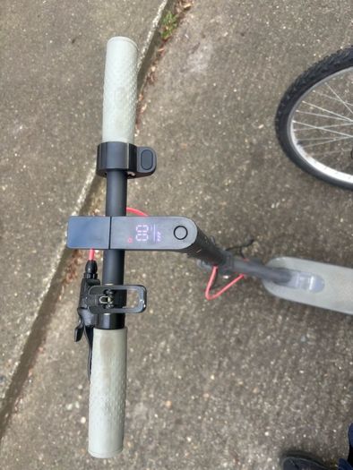 Electric scooter