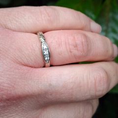 8ct Diamond Gold Ring