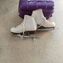 ice skates Image 2