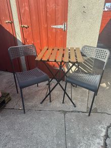 Bistro set