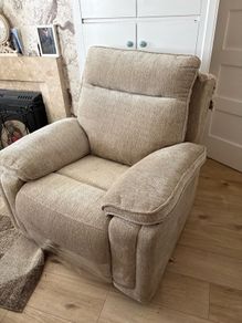 Cadenza Power Recliner