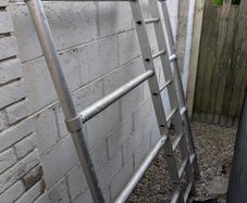 Aluminium Scaffold Tower Frame with Integrated Ladder