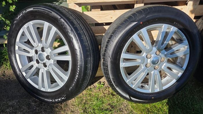 Alloy wheels