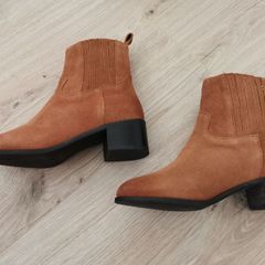New Genuine suede ankle boots tan size 5/38