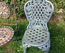 Cast iron garden furniture