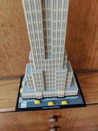 Lego Architecture 21046 Empire State Building
