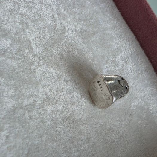 Pandora ghost charm in good condition the stamp is well used otherwise nothing wrong