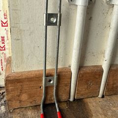 Fire extinguisher holder