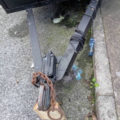 car trailer 8x4 single axle in perfect condition