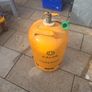 gas cylinder Image 2