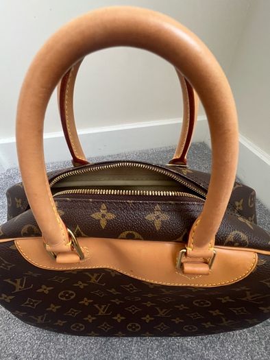 Louis Vuitton Deauville MM Vintage handbag